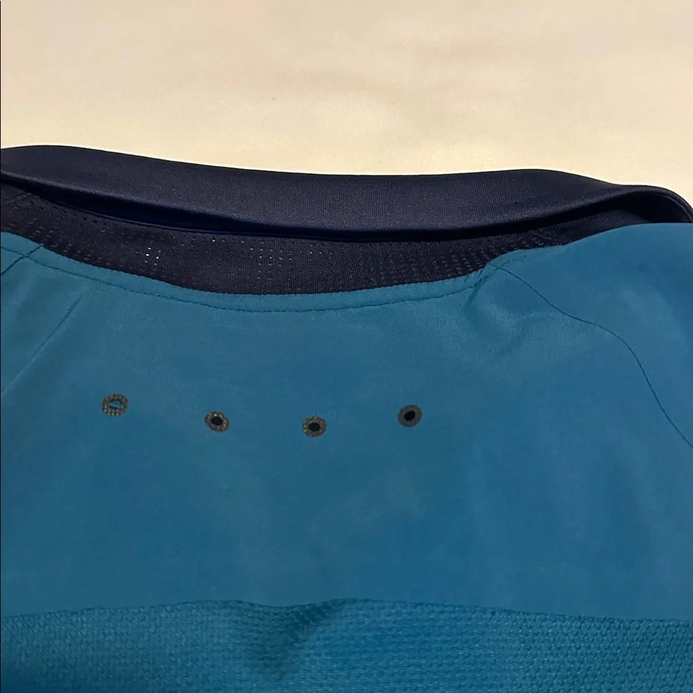 The North Face Men's Polo Shirt in Teal and Navy